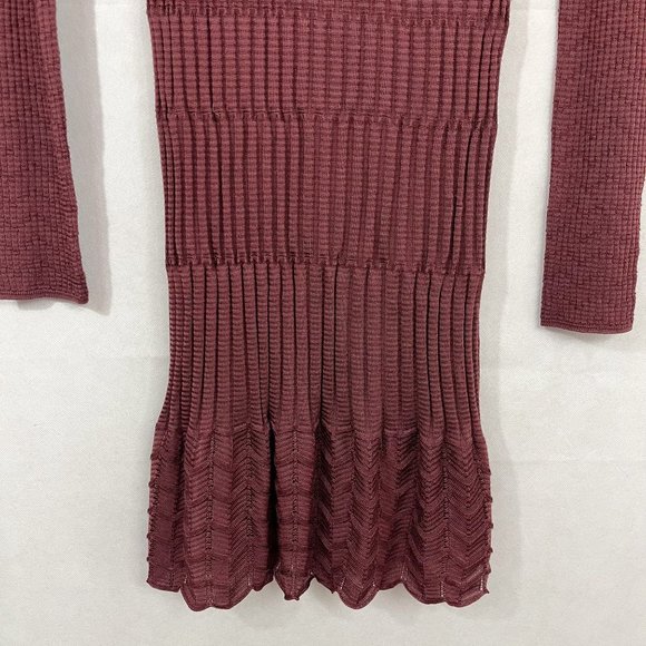 Missoni Red Knit Chevron Long Sleeve Scoop Neck Dress Merino Wool Blend Size 4 - Picture 4 of 10